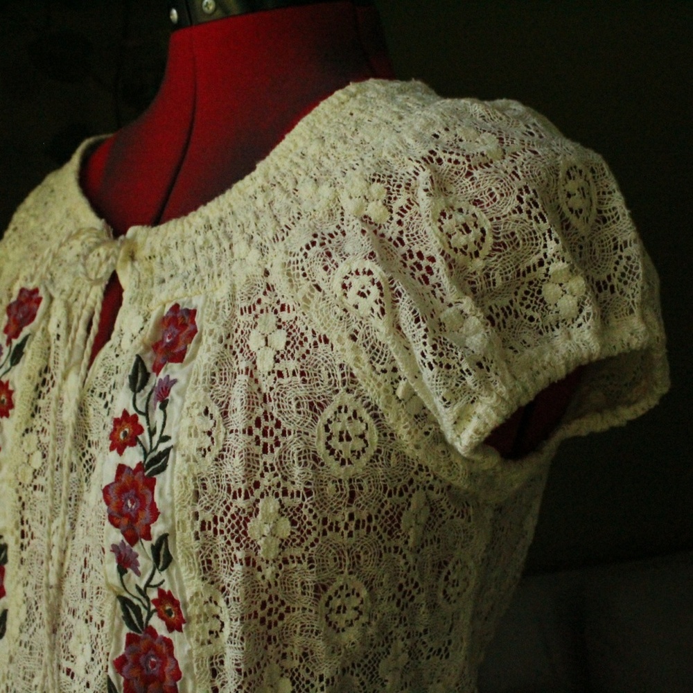 Lace top